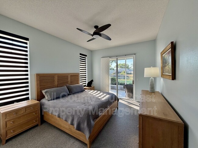 Photo - 572 Catalina Isles Cir