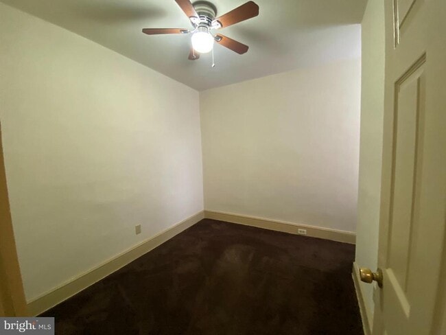 Photo - 3734 N Sydenham St