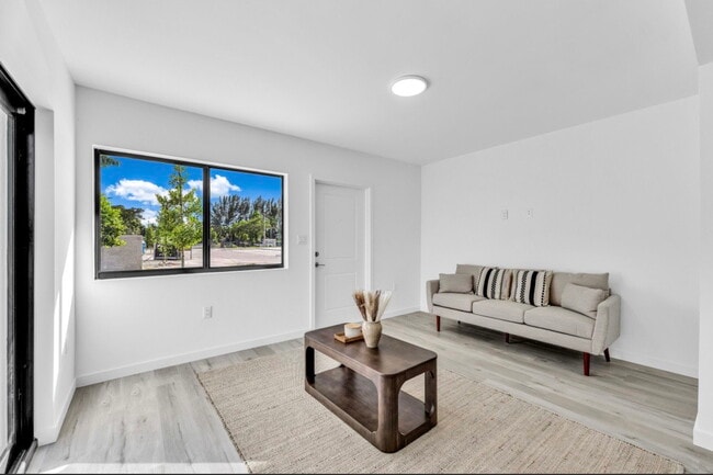 Photo - Northeast 160th Street, Miami, FL 33162 - 2 BR 2.5 BA townhouse