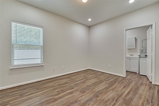 Photo - 18147 Firepine Ln