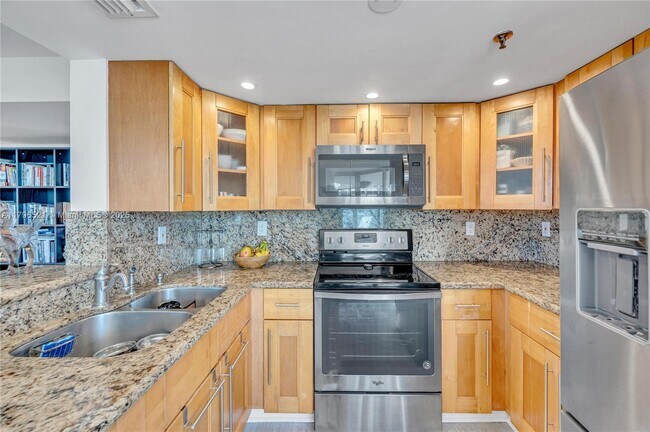 Photo - 1621 Bay Rd Unidad 508