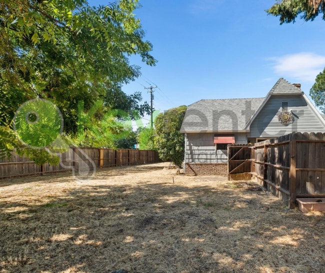 Photo - 2905 Garfield Ave