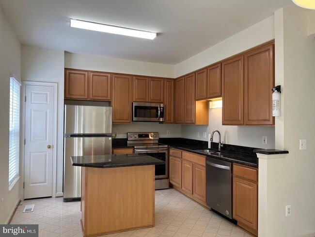 Photo - 14288 Glade Spring Dr