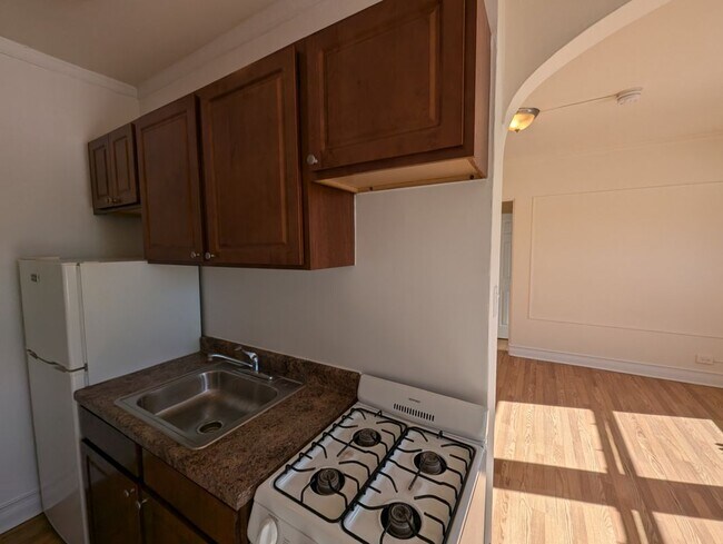 Photo - 5417 N Kenmore Ave Unit 503