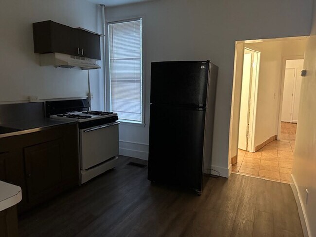 Photo - 1st Floor 1 Bed 1 Bath Apt Located On Lexi... Unit 1