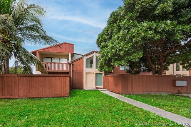 Photo - 6604 SW 114th Pl Unit C72