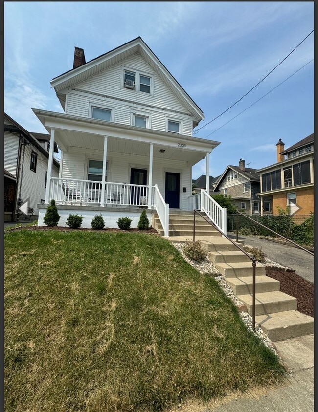 Building Photo - 2309 Washington Ave Unit #1 Rental