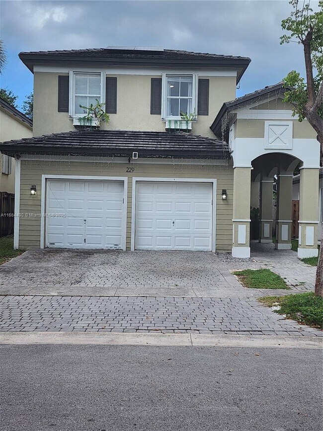 Photo - 229 NE 36th Terrace