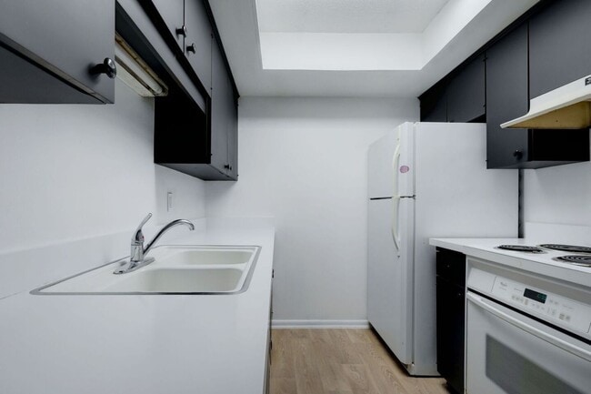 Photo - One Bedroom condo in the Heart of Alamo Heights Unit 307B