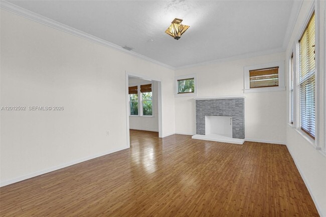 Photo - 126 NW 48th St