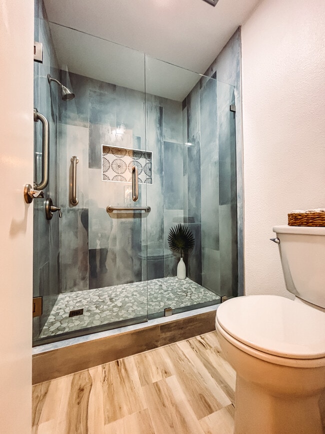 Photo - 29 Almond Tree Ln