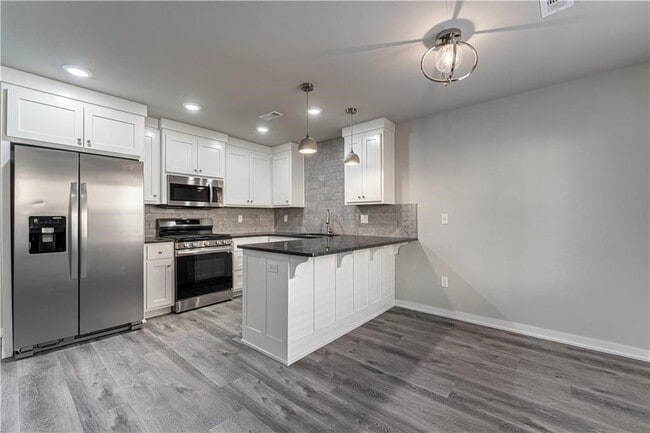 Photo - 102 Ryder St