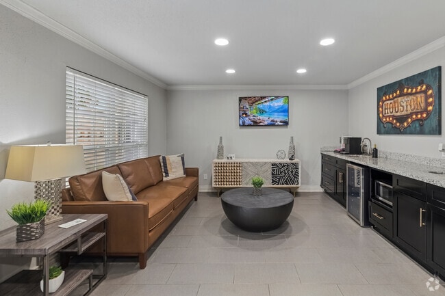 Castlewood Apartments
