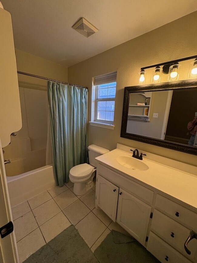 Photo - 4001 Sera Dr