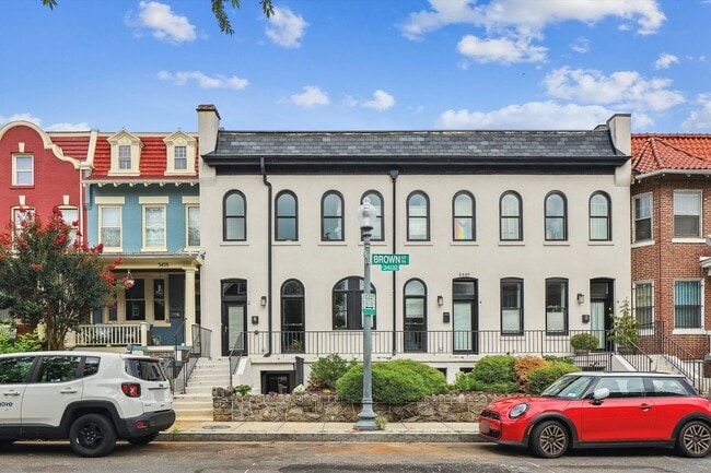 Marvelously Modern 3br/3bth home in Mount ... - Marvelously Modern 3br/3bth home in Mount ... Unit 2