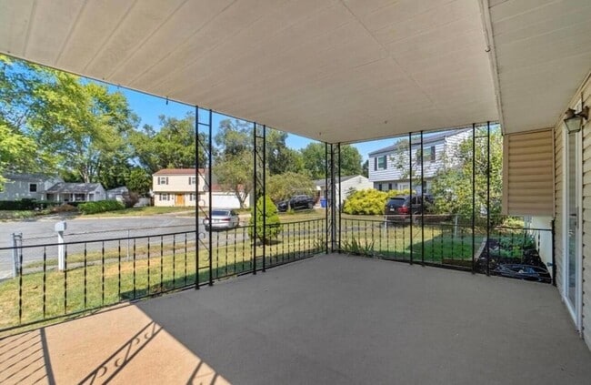 Photo - 5401 Spire Ln