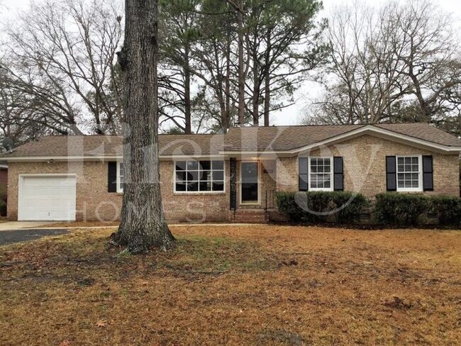 Photo - 2080 Bishop Dr Casa