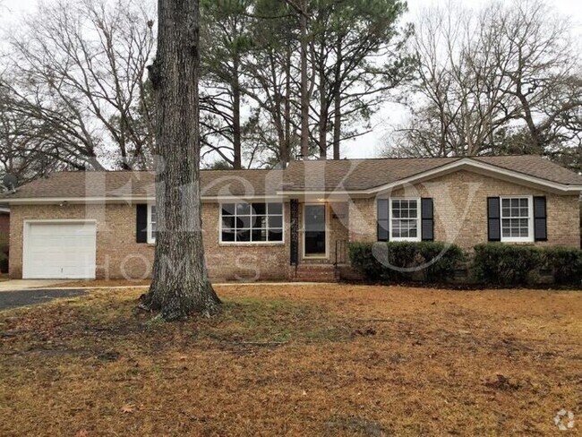 Building Photo - 2080 Bishop Dr Rental