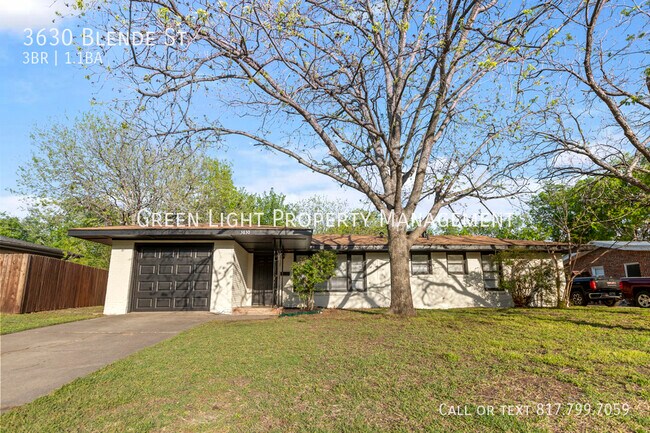 Photo - 3630 Blende St