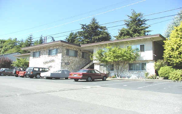 Astra Plaza - Astra Plaza Apartments