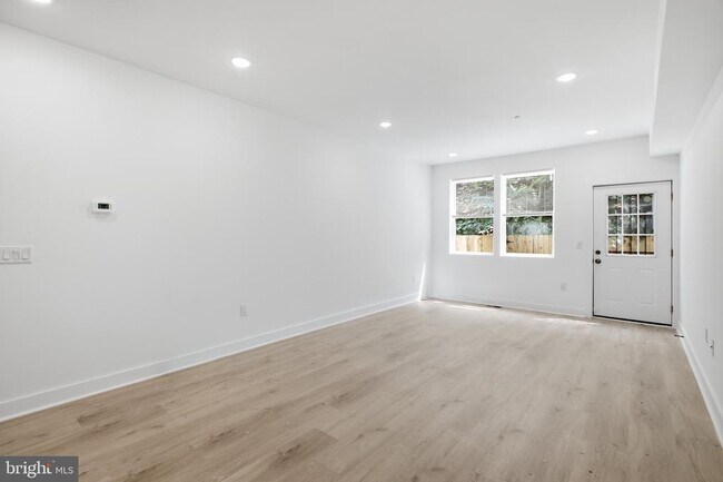 Photo - 3974 Reno St Unit 1