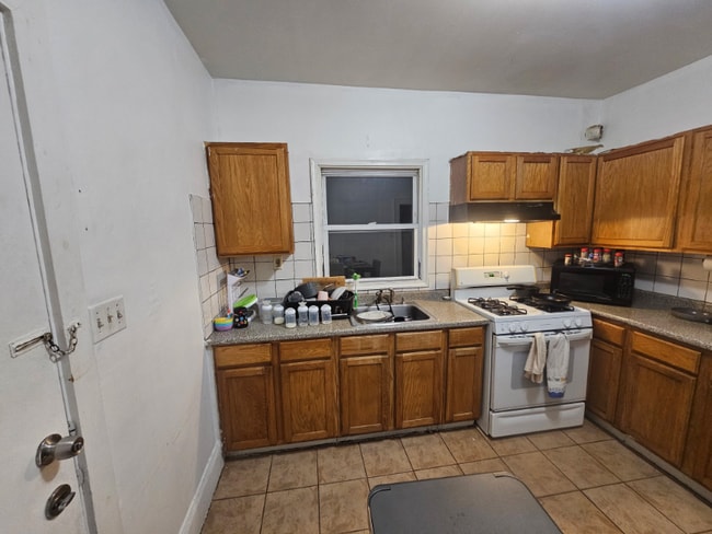 Photo - 632 Adams Ave Unidad 2nd floor rear