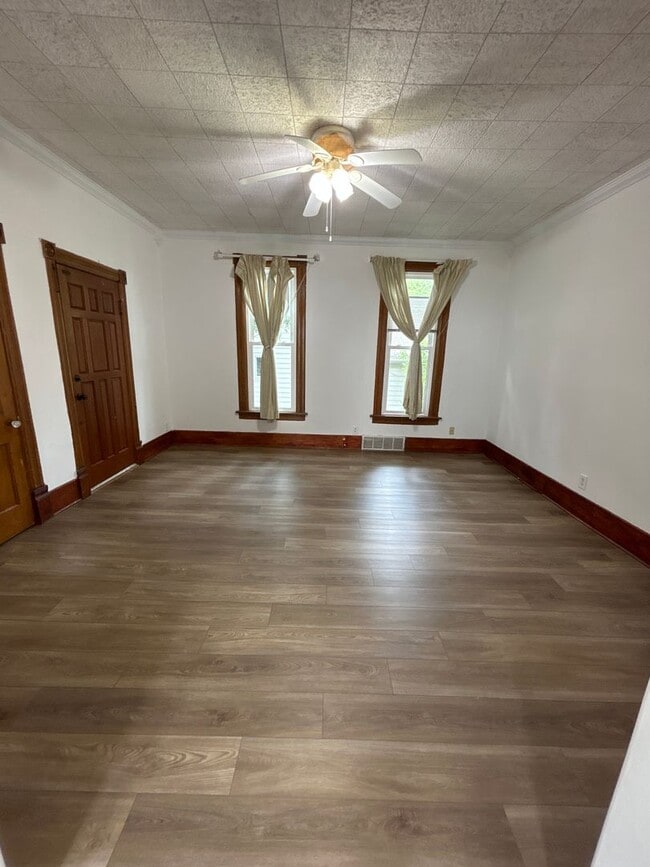 Photo - Spacious East End Home for Rent