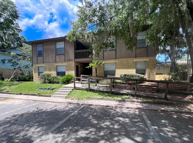 Building Photo - 2293 - Mill Run Unit A Rental