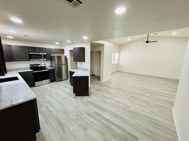 Photo - 63171 E 291 Rd Unit 63171
