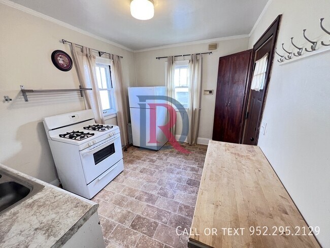 Photo - 3255 20th Ave S Unit 2