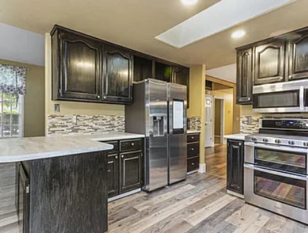Photo - 132 Lloyellen Dr