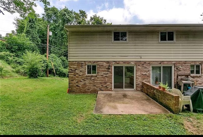 Photo - 3449 Middletown Rd