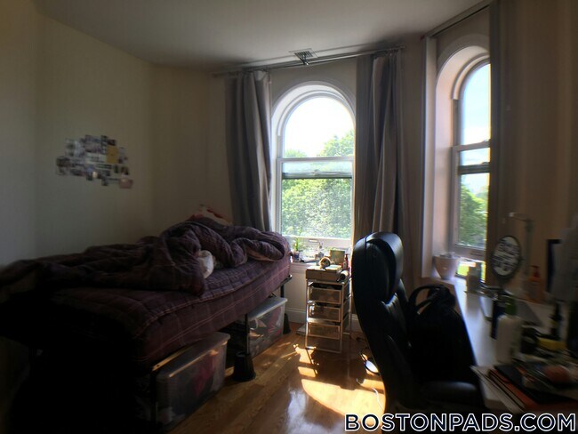 Photo - 90 Westland Ave Apartment Unit 501