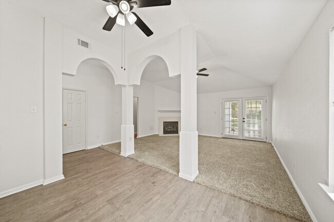 Photo - 230 Cool Cove