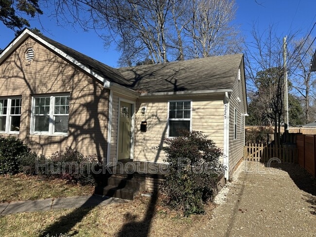 Photo - 5225 Valley Stream Rd