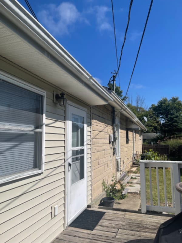 Photo - 2414 E 7th St