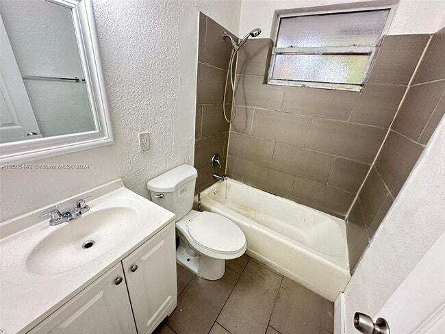 Photo - 110 SW 7th Ave Unit 1