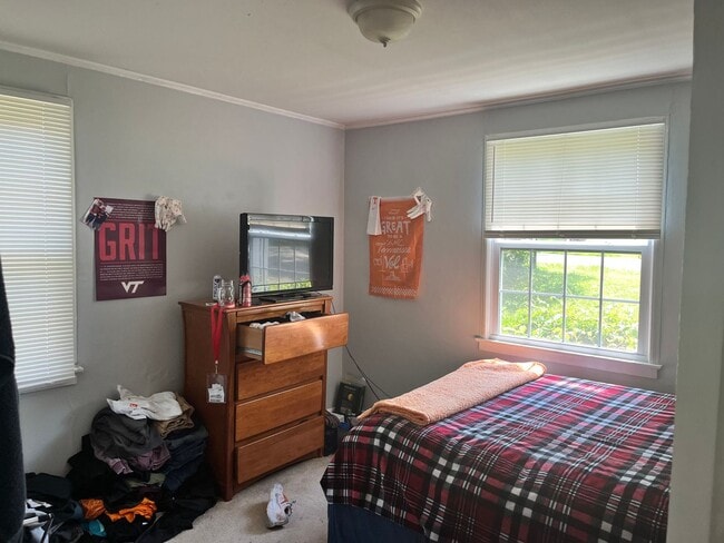 Photo - 2BR/1BA Cottage near Forrest Hills