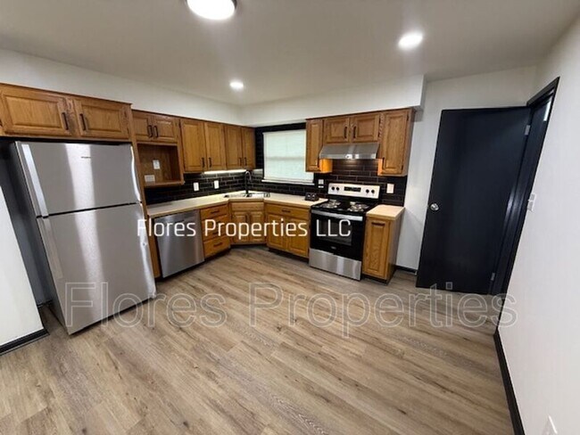 Photo - 6406 Faircrest Rd