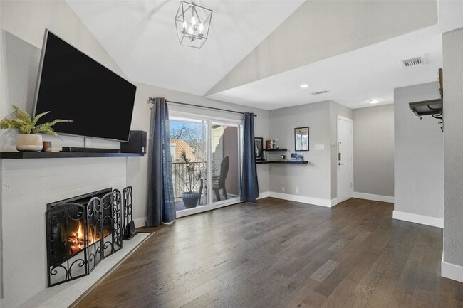 Photo - 4777 Cedar Springs Rd Unit 5F