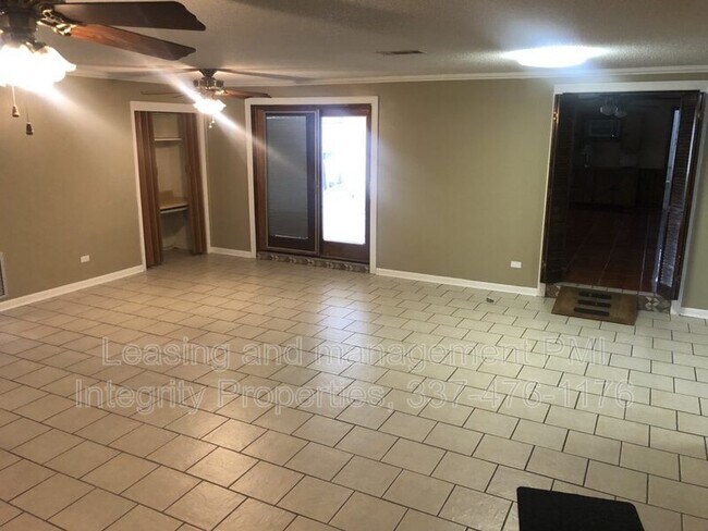 Photo - 2809 S Curtis Dr