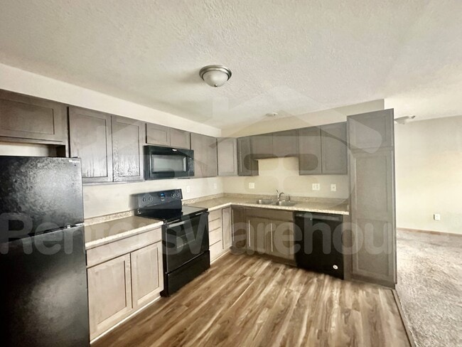 Photo - 1166 SE Village View Ln