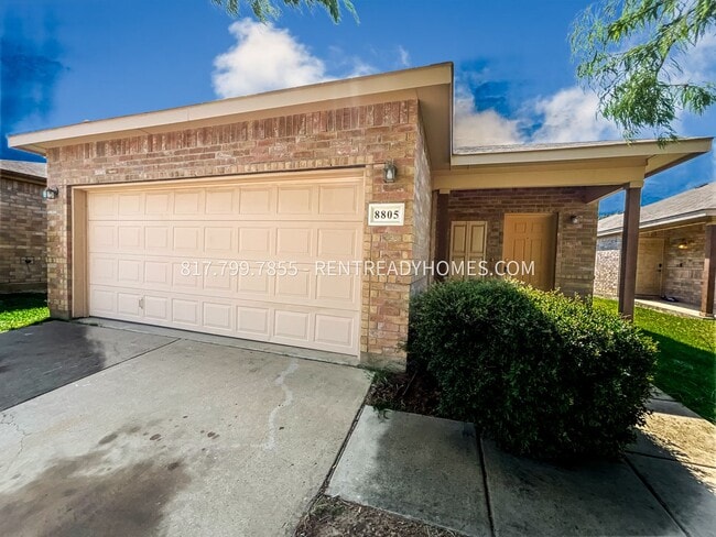 Building Photo - 8805 Valley River Dr Rental