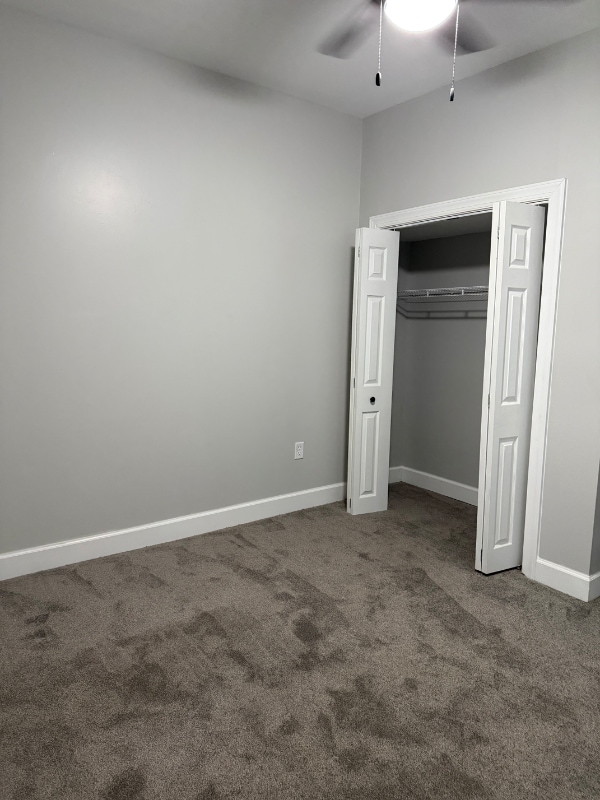 Photo - 343 S George St Unidad # 2