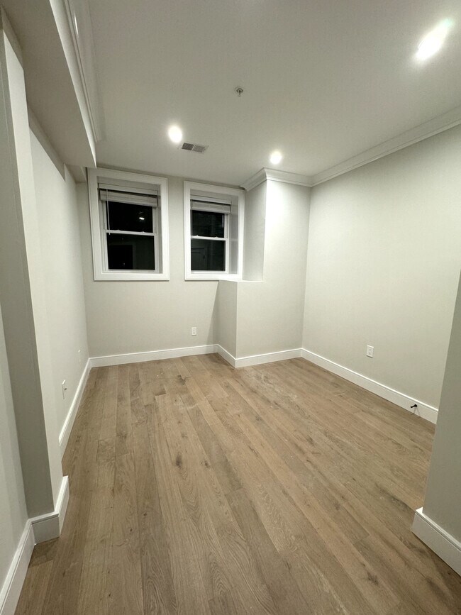 Photo - 162 Allston St Unidad 3