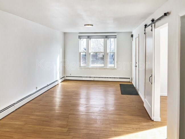 Photo - 4631 Clay St