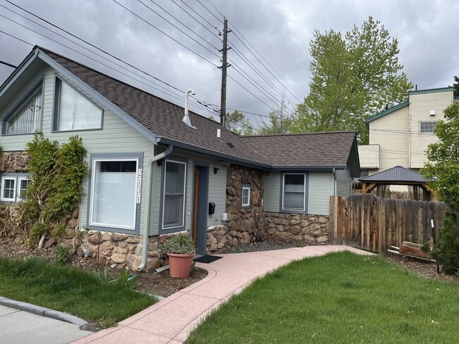 Photo - One of a kind, newly remodeled & landscaped cottage in central Boulder!