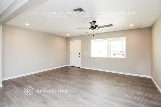 Photo - 7302 E Fillmore St