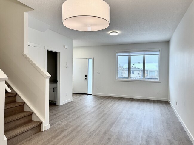 Photo - 9938 162 St NW Unit 5