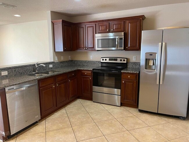 Photo - 1964 Providence Pl